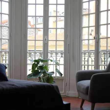 Superbe 3 Chambres + Salon 80m2 Apartamento *